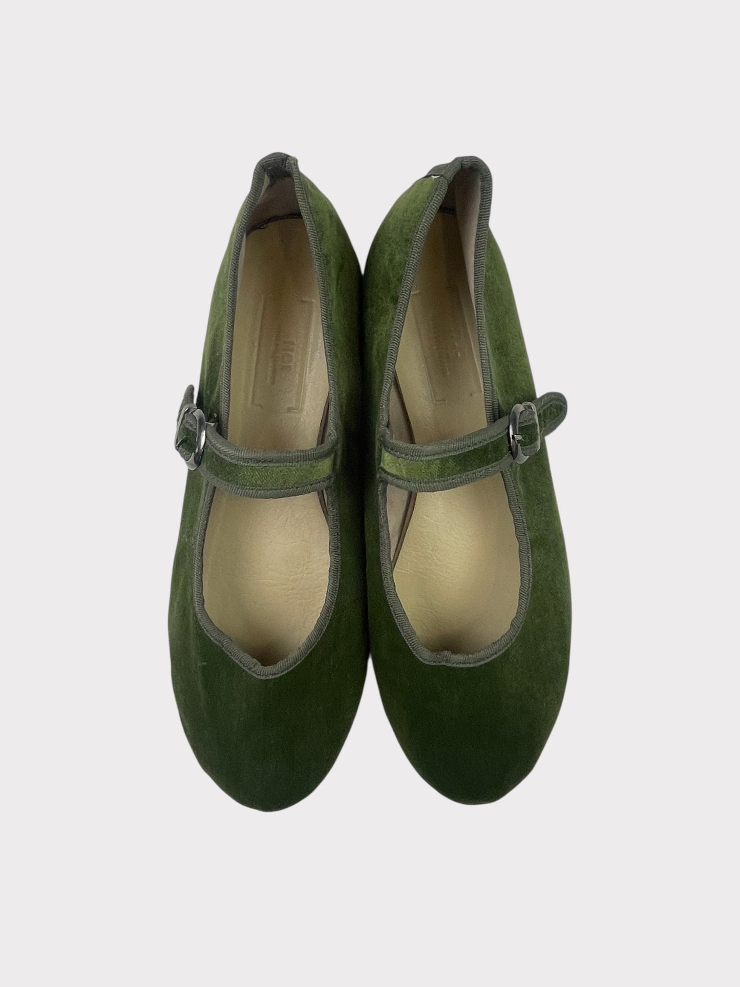 MOI Shoes, Size 40