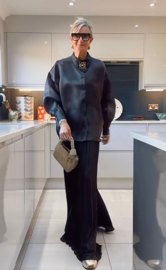 Selezza Shirt, would fit a size 10 or 12