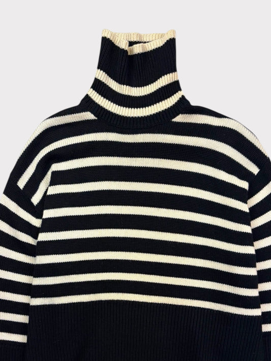 Toteme Jumper, Size XS. Oversized fit on a size 8 or 10