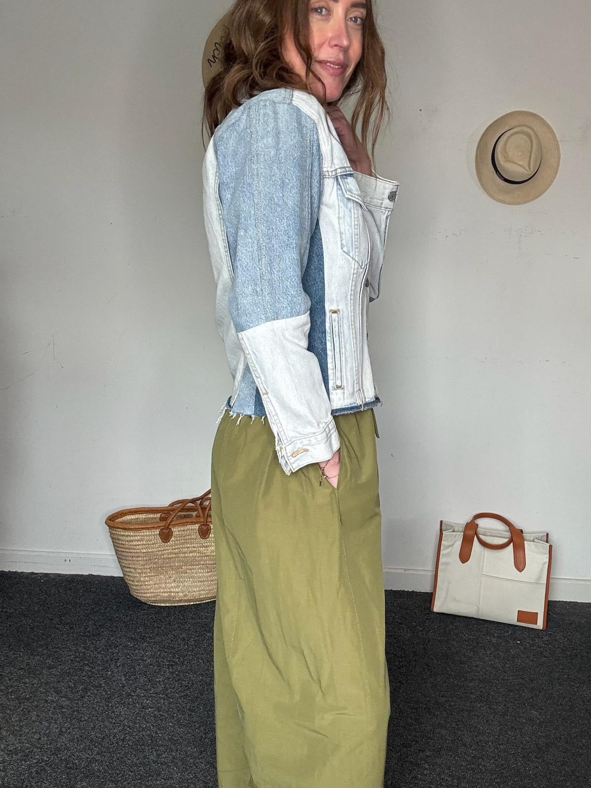 Levi's Denim Jacket, Size XS. Fits a 10 fine