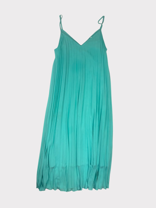 Essentiel Antwerp Dress, Size 34. Fits an 8 fine