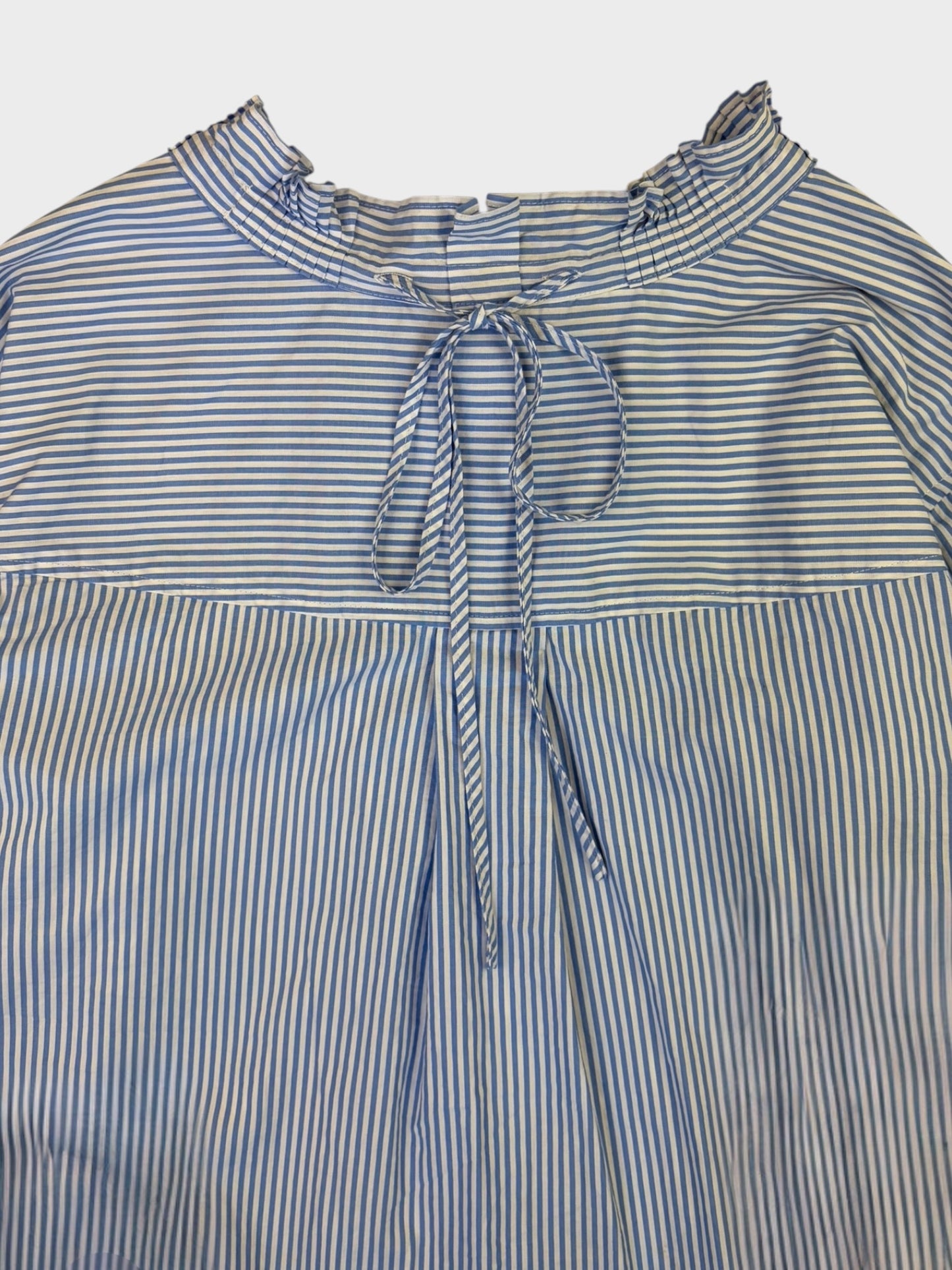 Wyse Shirt, Size 1, fits a Size 8