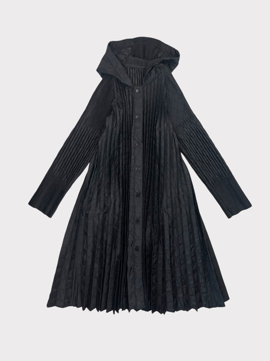 Y London Black Pleated Jacket, fits a size 8 or 10
