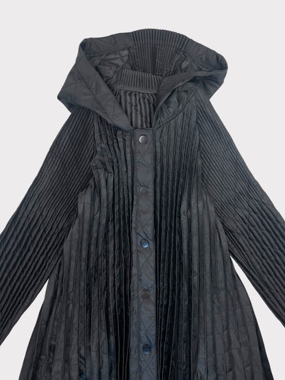 Y London Black Pleated Jacket, fits a size 8 or 10