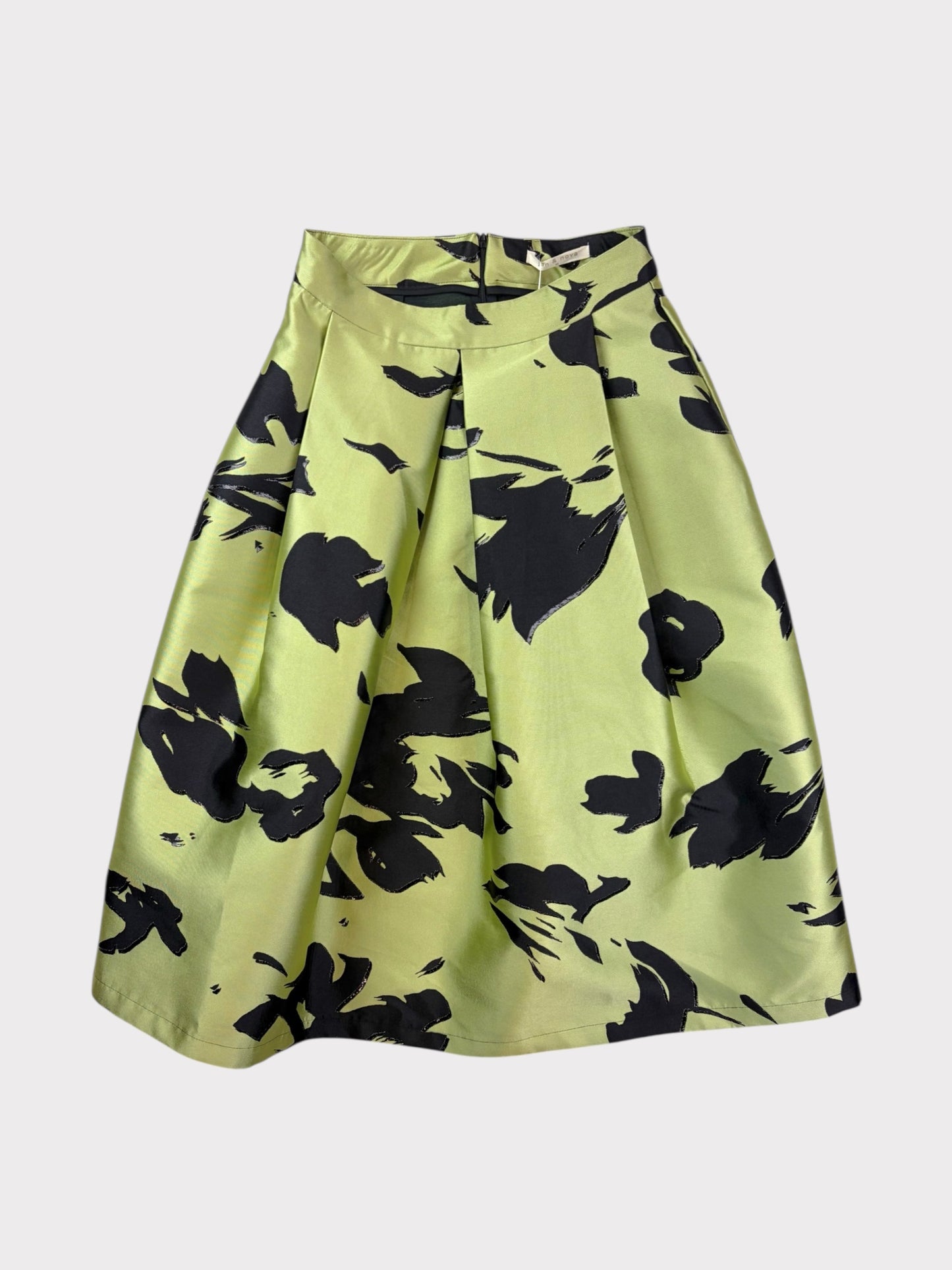 Jan & Nova Skirt, Size M, BNWT