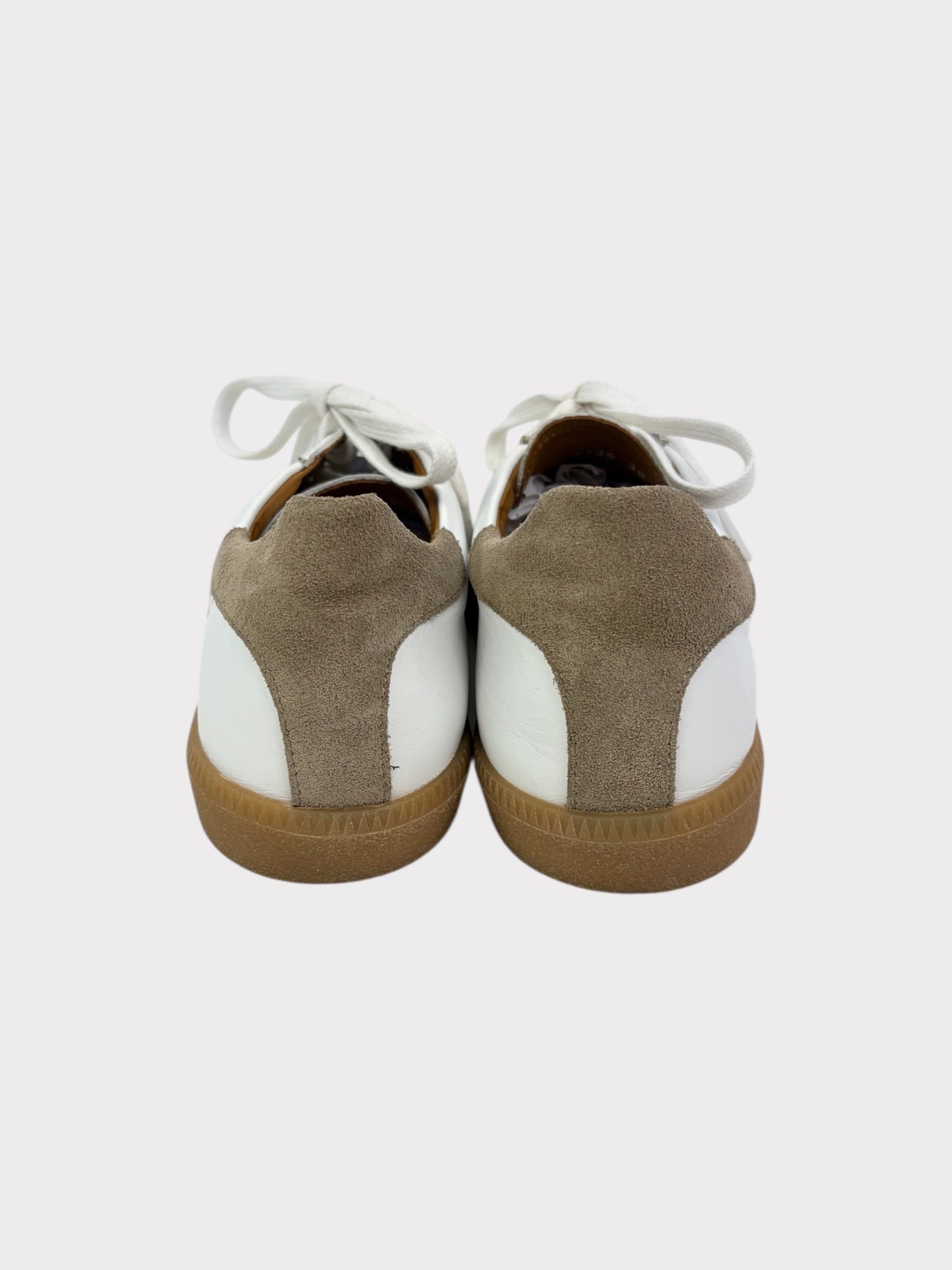 Daniel Trainers, Size 39