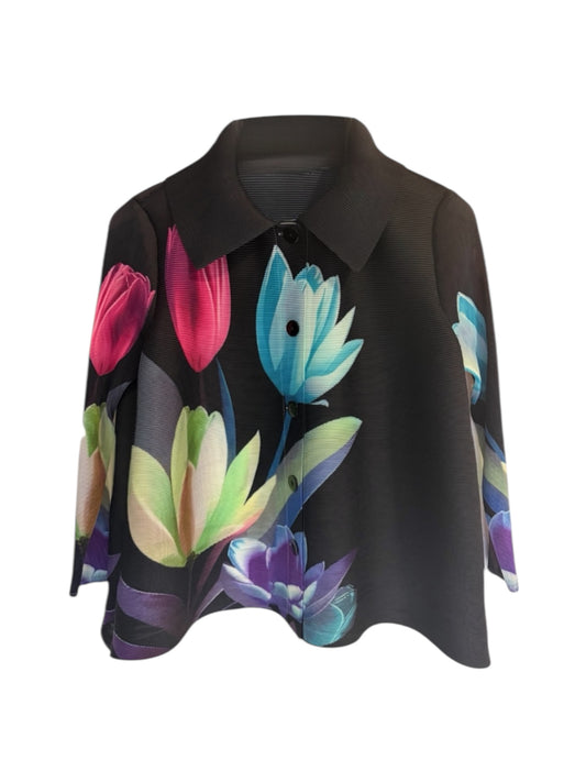 Y London Plisse Floral Shirt, Fits a size 8 or 10