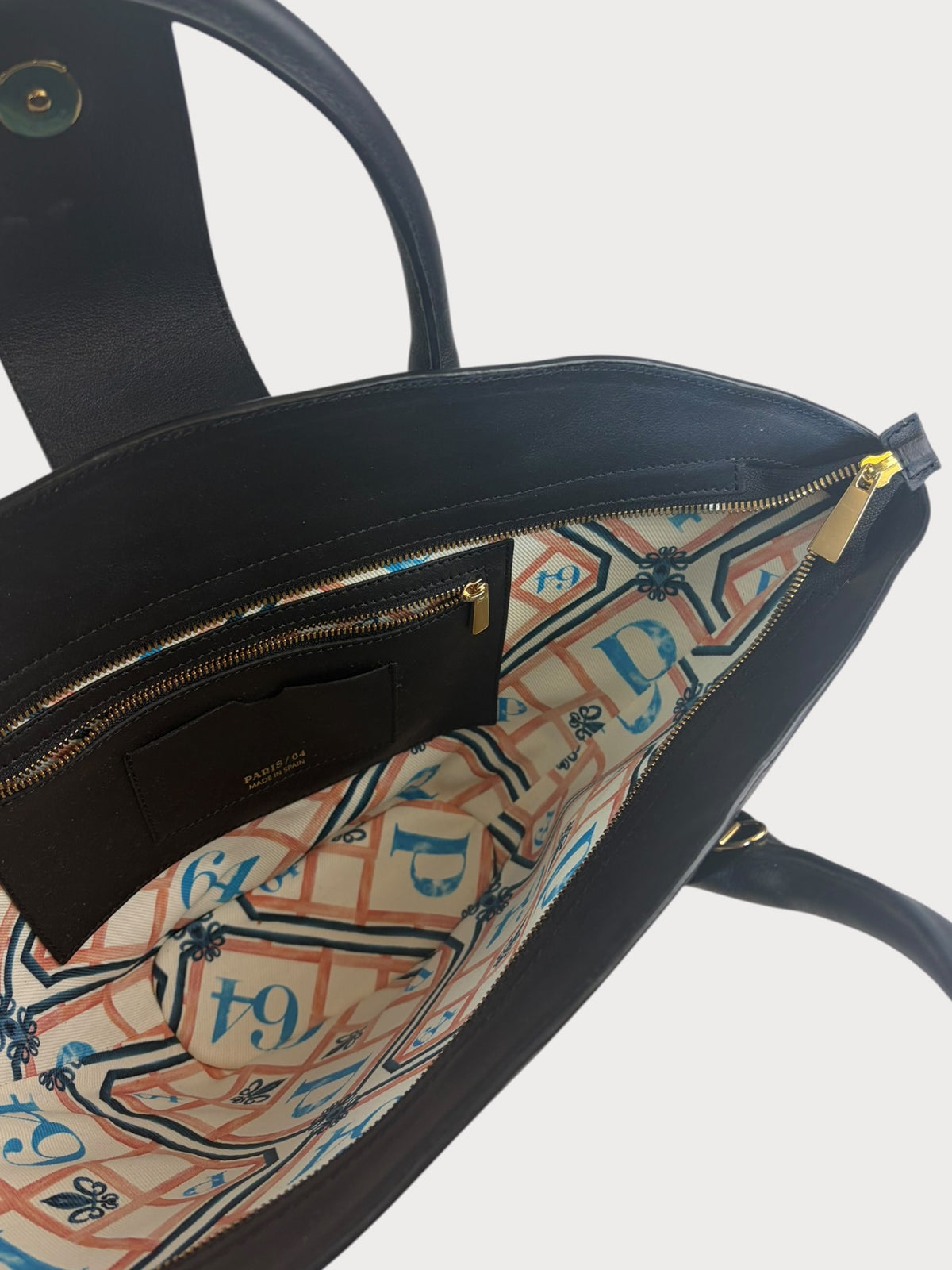 Paris 64 Handbag