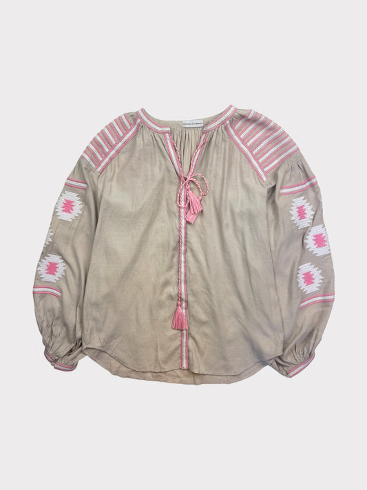 Wonder & Weaver Blouse, Fits a Size 10