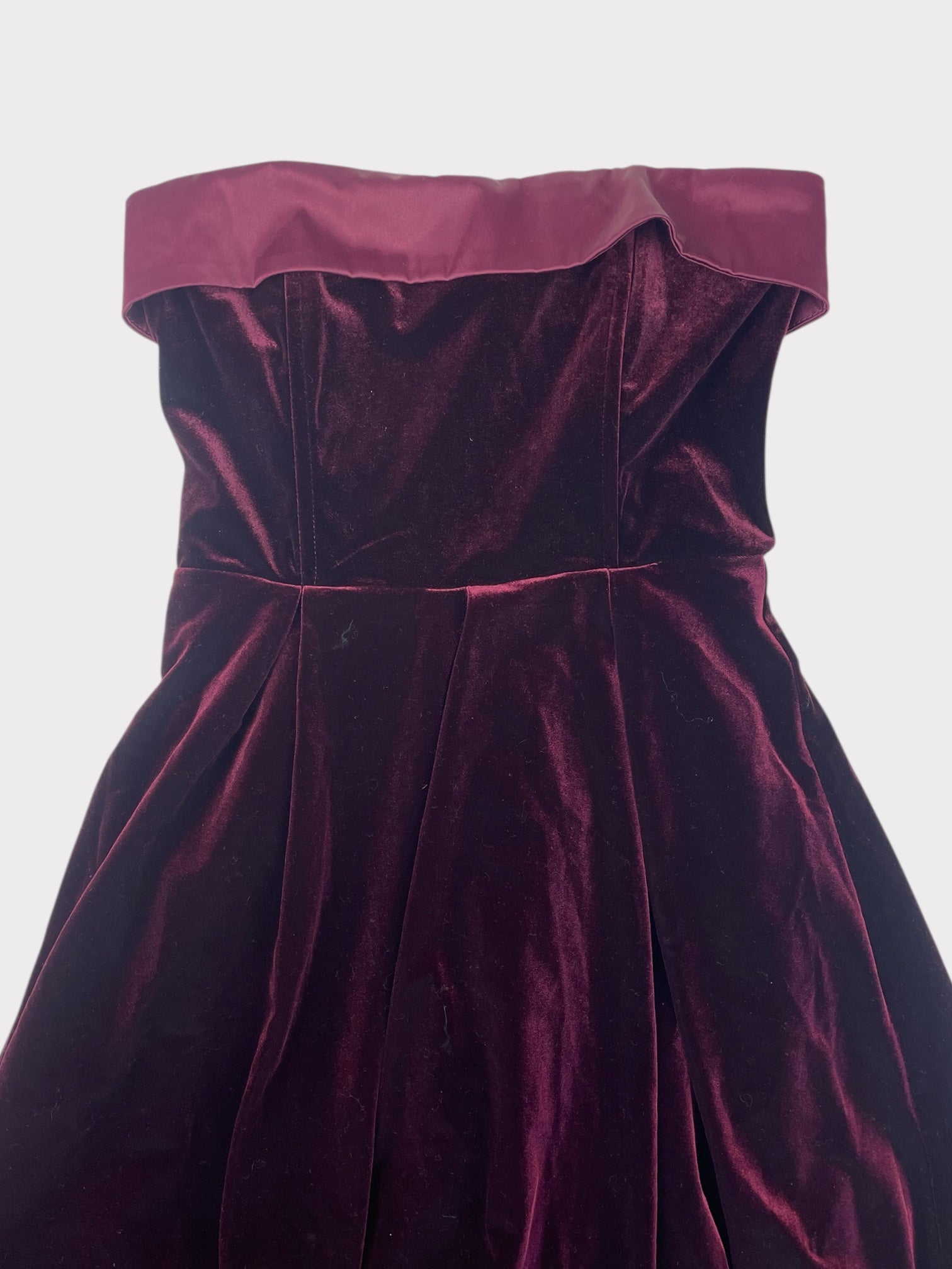 club l london red velvet dress Fay Red Velvet Dress Club L
