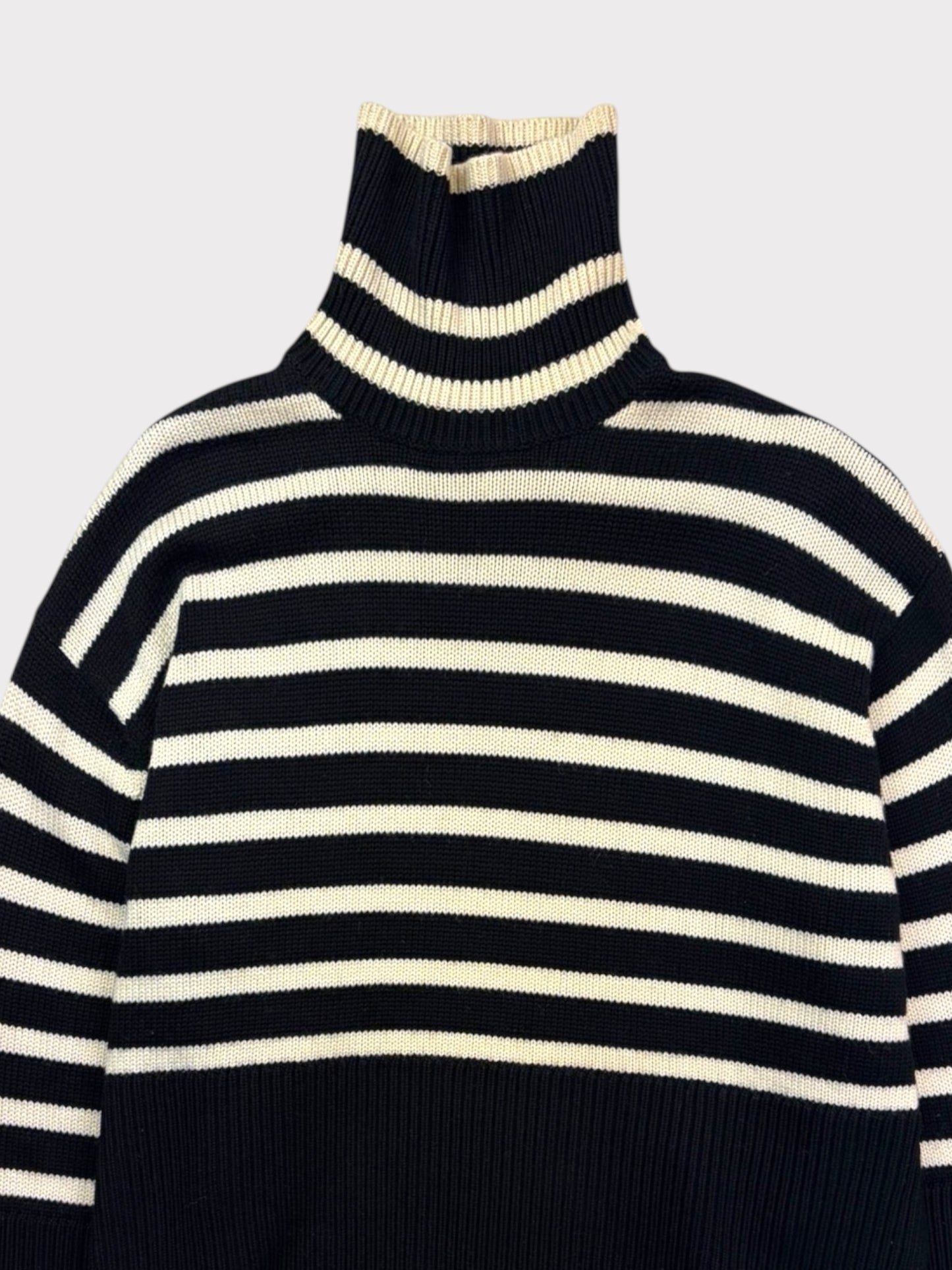 Toteme Jumper, Size XS. Oversized fit on a size 8 or 10