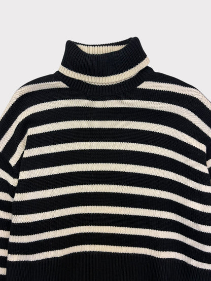 Toteme Jumper, Size XS. Oversized fit on a size 8 or 10