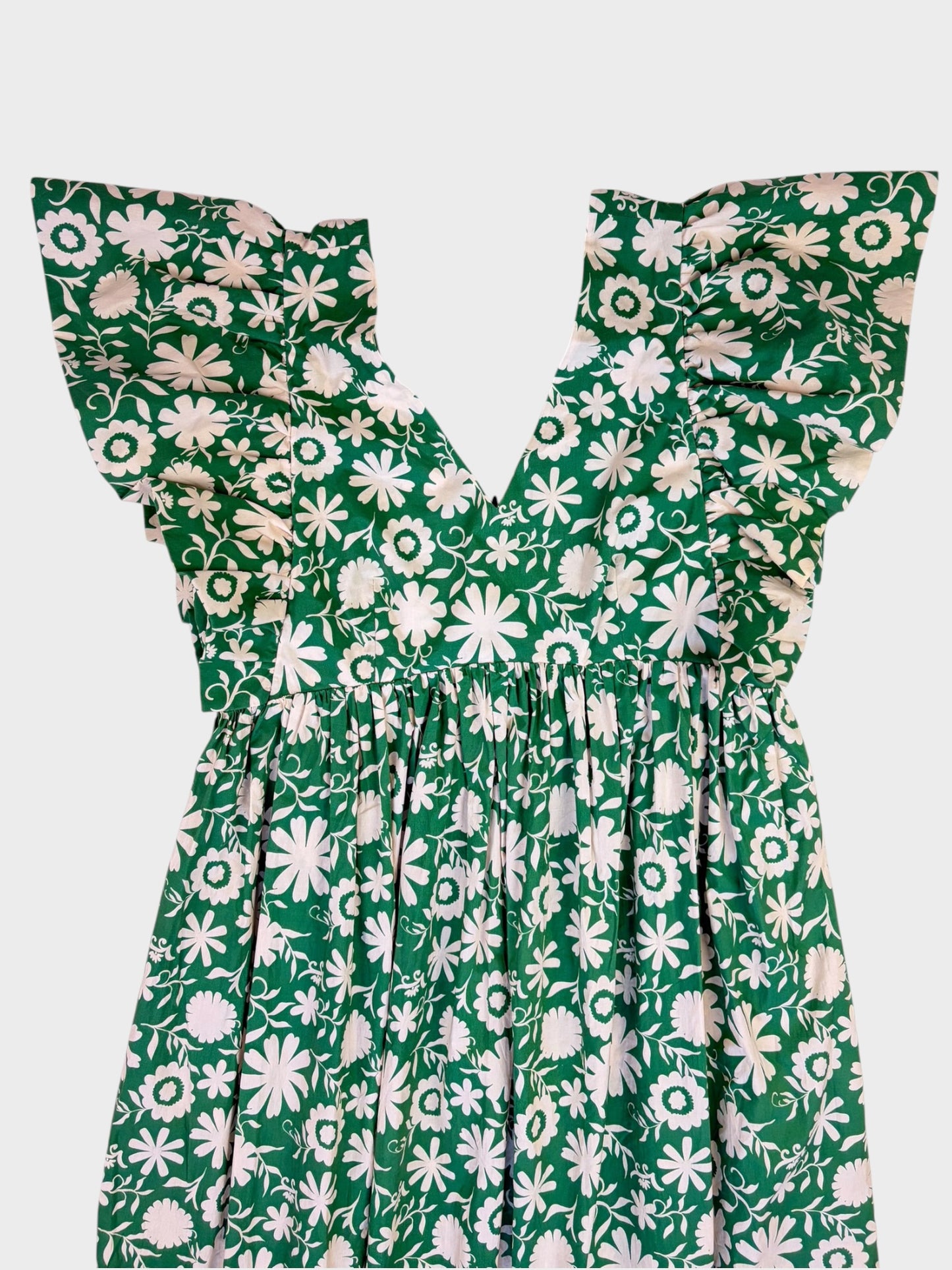 Wyse Dress, Size 2, BNWT, fits a Size 10
