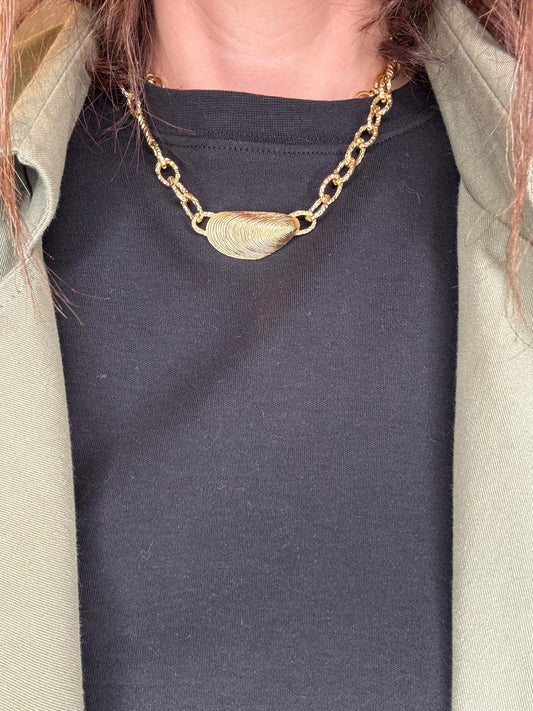 Anni Lu Chunky Shell Necklace