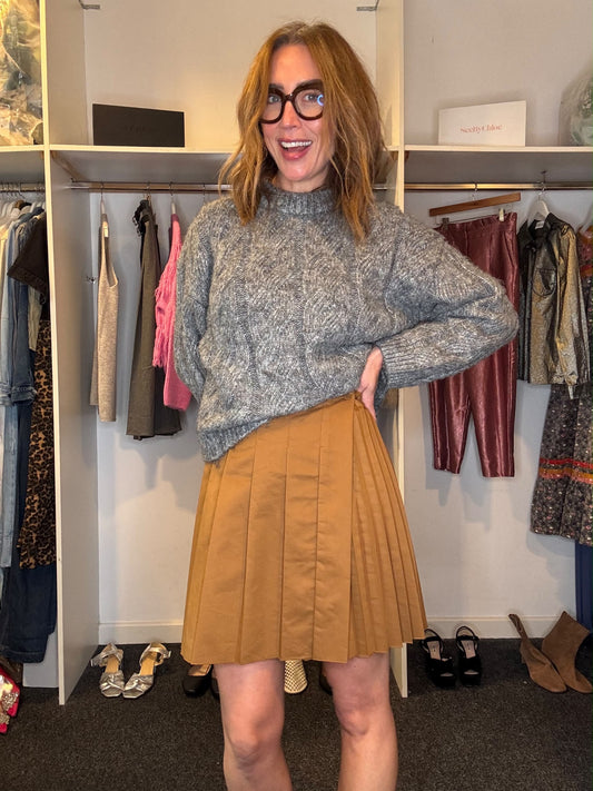 Cos Skirt, Size 36. Fits a size 8 or 10 fine