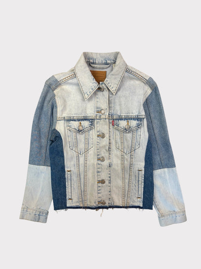 Levi's Denim Jacket, Size XS. Fits an 8 or a 10