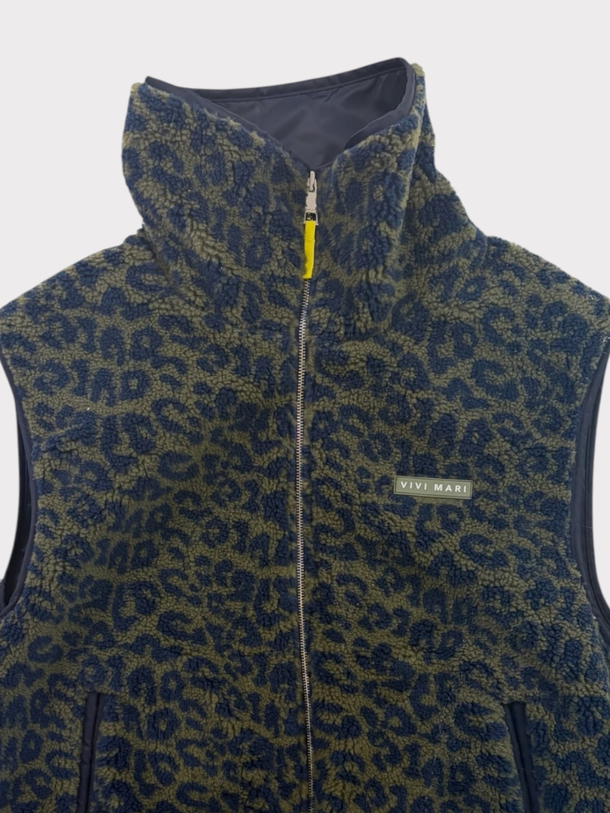 Vivi Mari Reversible Bomber vest, Size M/L